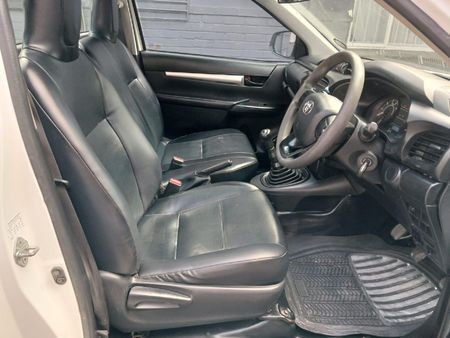 2020-Toyota-Hilux-24-GD-Single-Cab_8
