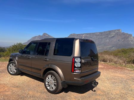 2014-Land-Rover-Discovery-4-30-TD-SD-V6-HSE_1