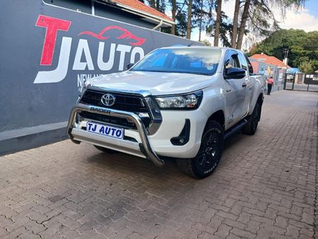 2021-Toyota-Hilux-24-GD-6-Raised-Body-Raider-Extended-Cab_0