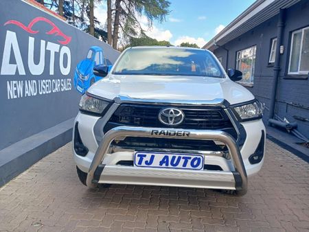 2021-Toyota-Hilux-24-GD-6-Raised-Body-Raider-Extended-Cab_2