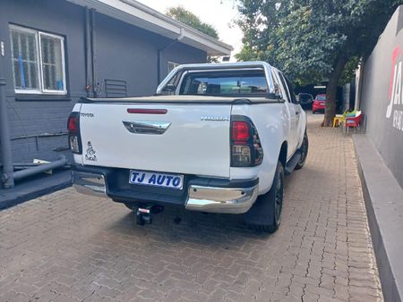 2021-Toyota-Hilux-24-GD-6-Raised-Body-Raider-Extended-Cab_5