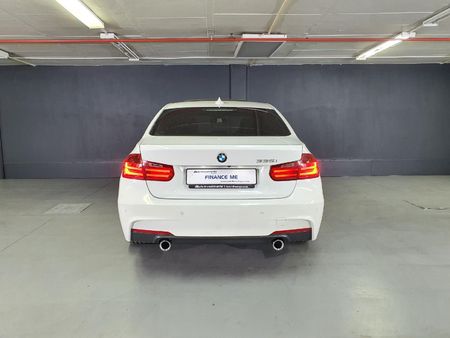 2016-BMW-3-Series-335i-M-Sport-Auto_5