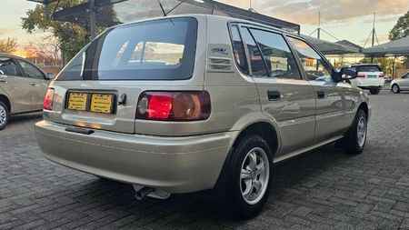 2005-Toyota-Tazz-130_1