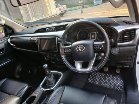 2018-Toyota-Hilux-28-GD-6-Raised-Body-Raider-Single-Cab_6
