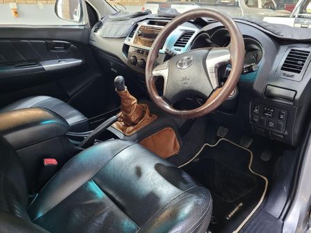 2016-Toyota-Hilux-30-D-4D-Legend-45-Raised-Body-Single-Cab_7