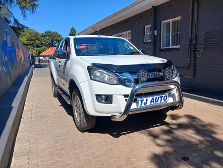 2014-Isuzu-KB-250-D-Teq-LE-Extended-Cab_3