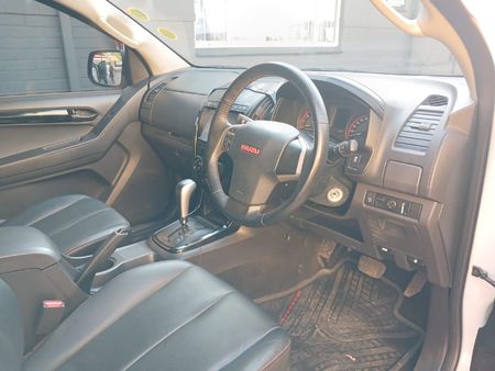 2022-Isuzu-D-Max-250-HO-X-Rider-Auto-Double-Cab_9