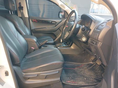 2022-Isuzu-D-Max-250-HO-X-Rider-Auto-Double-Cab_8