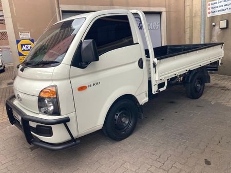 2018-Hyundai-H100-Bakkie-26D_0