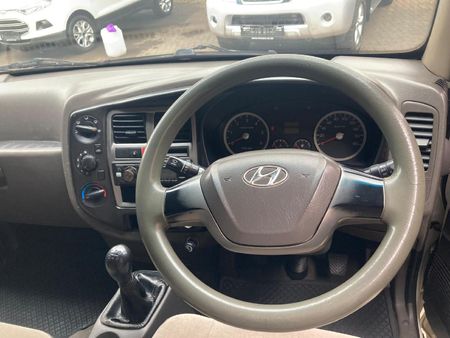 2018-Hyundai-H100-Bakkie-26D_10