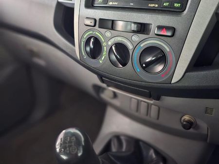 2008-Toyota-Hilux-30-D-4D-Raider-Raised-Body-Double-Cab_11