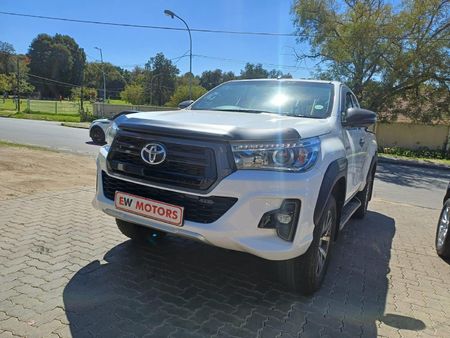 2020-Toyota-Hilux-24-GD-6-Raised-Body-SRX-Auto-Extended-Cab_2