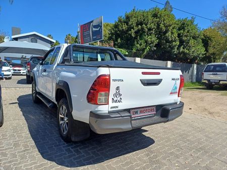 2020-Toyota-Hilux-24-GD-6-Raised-Body-SRX-Auto-Extended-Cab_4