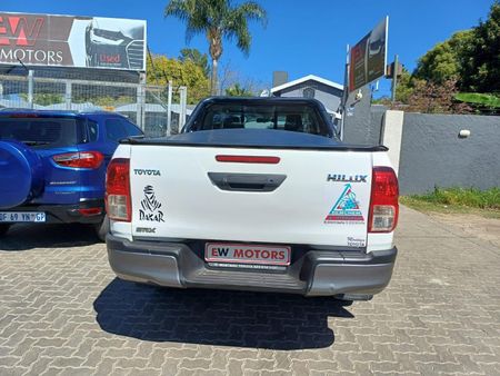 2020-Toyota-Hilux-24-GD-6-Raised-Body-SRX-Auto-Extended-Cab_5