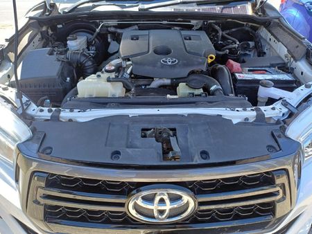 2020-Toyota-Hilux-24-GD-6-Raised-Body-SRX-Auto-Extended-Cab_7