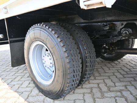 2008-Toyota-Dyna-8-145-5-TON-FC-CC_10