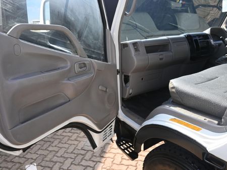 2008-Toyota-Dyna-8-145-5-TON-FC-CC_11