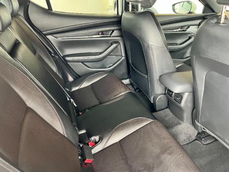 2021-Mazda-3-20-Astina-Auto-5-dr_8