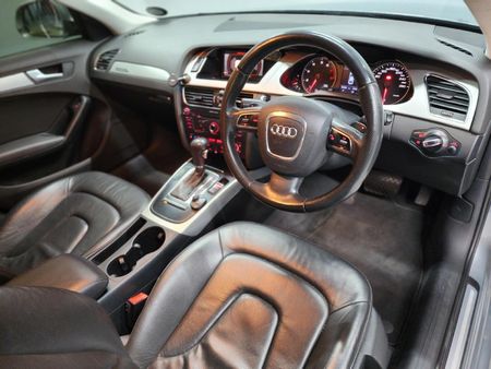 2009-Audi-A4-32-quattro-Ambiente-Auto_14