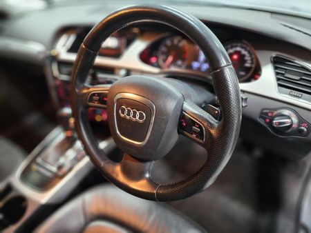 2009-Audi-A4-32-quattro-Ambiente-Auto_15