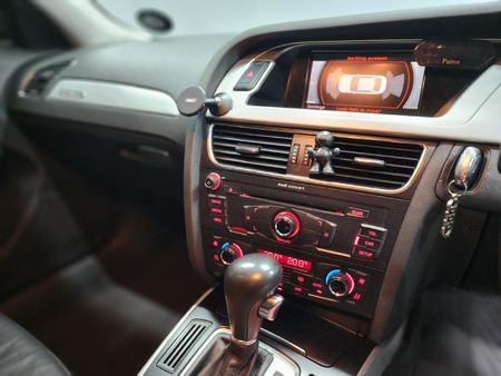 2009-Audi-A4-32-quattro-Ambiente-Auto_17