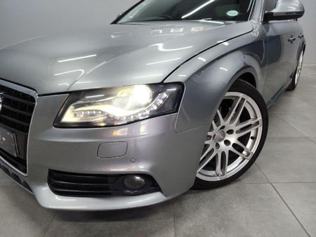 2009-Audi-A4-32-quattro-Ambiente-Auto_2