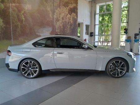 2023-BMW-2-Series-220i-M-Sport-Auto_3