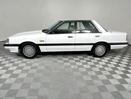 1988-Nissan-Skyline-30-SGLi_7