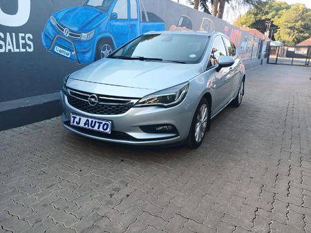 2017-Opel-Astra-16T-Sport-5-dr_0