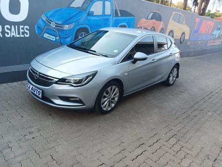 2017-Opel-Astra-16T-Sport-5-dr_1