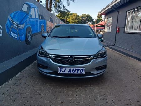 2017-Opel-Astra-16T-Sport-5-dr_2