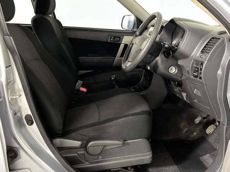 2010-Daihatsu-Terios-4x4_9