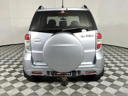 2010-Daihatsu-Terios-4x4_16