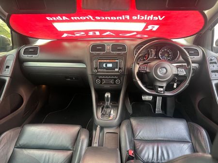 2013-Volkswagen-Golf-VI-20-TSI-R-Auto_8