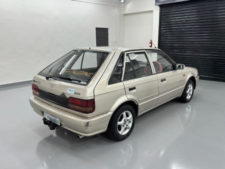 2003-Mazda-323-130-Sting-Sedan_5
