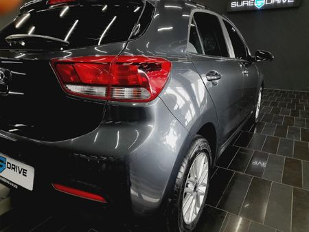 2020-Kia-Rio-14-EX-5-dr_17