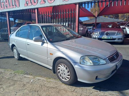 2000-Honda-Ballade-160i-Luxline-Auto_0