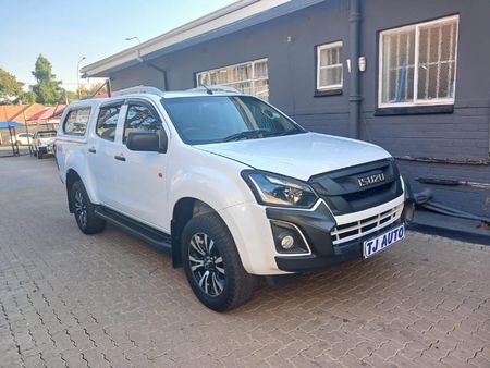 2022-Isuzu-D-Max-250-HO-Hi-Rider-4x4-Double-Cab_2