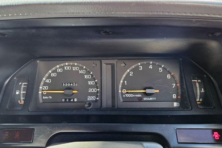 1991-Toyota-Cressida-GLi-6_37