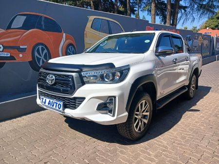 2017-Toyota-Hilux-28-GD-6-Raised-Body-Raider-Double-Cab-Auto_1