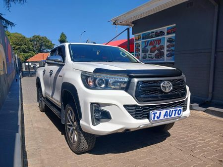 2017-Toyota-Hilux-28-GD-6-Raised-Body-Raider-Double-Cab-Auto_3