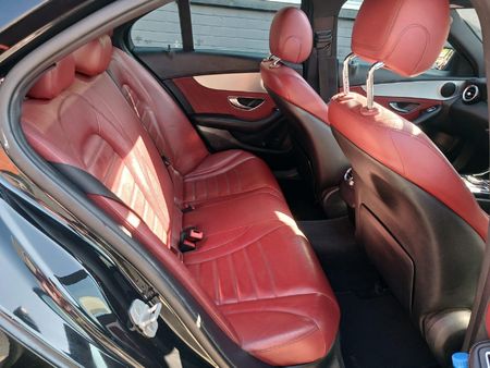 2016-Mercedes-Benz-C-Class-C-180-AMG-Line-Auto_10