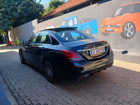 2016-Mercedes-Benz-C-Class-C-180-AMG-Line-Auto_6