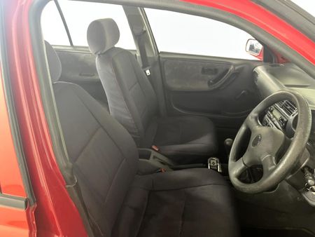 1999-Nissan-Sentra-160-Si_9