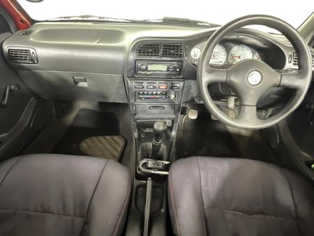 1999-Nissan-Sentra-160-Si_1