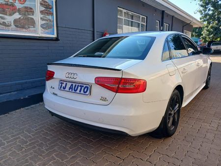 2015-Audi-A4-20-TDI-S-Auto_5