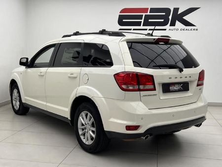2015-Dodge-Journey-36-V6-SXT-Auto_3