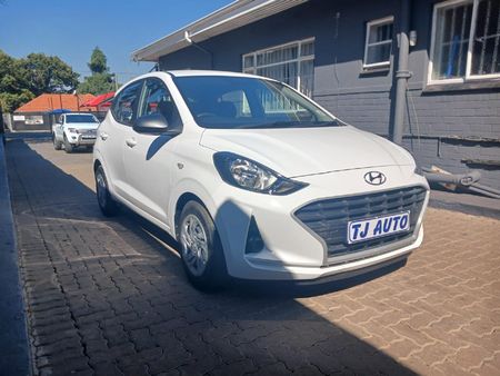 2023-Hyundai-Grand-i10-10-Motion_2