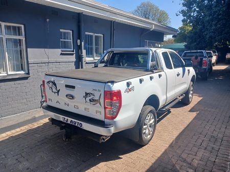2013-Ford-Ranger-32-TDCi-XLS-4x4-SuperCab_4