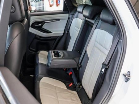 2020-Land-Rover-Range-Rover-Evoque-20-D-First-Edition-132kW-D180_18